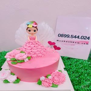 Bánh Kem Công Chúa Bắt Hoa Decor Đôi Cánh - MA22