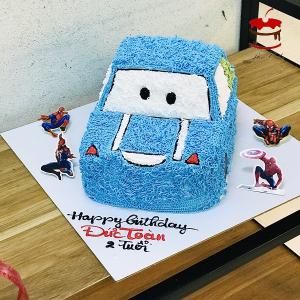 Bánh Kem Tạo Hình 3D Xe Hơi Gắn Hình Siêu Nhân - MC62