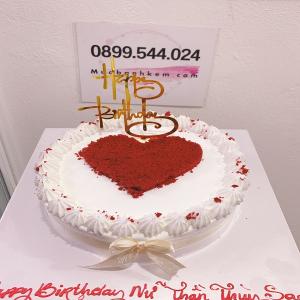 Bánh Kem Tròn Decor Bột Đỏ Hình Trái Tim - MA14