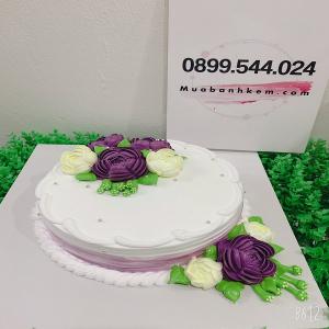 Bánh Kem Tạo Hình Hoa Cẩm Chướng Tone Tím - MA30