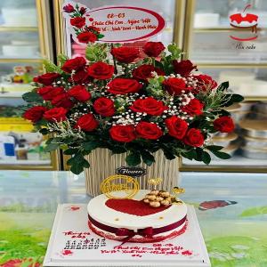 Bánh Kem Và Hoa Tặng Đồng Nghiệp 20/10 - NA96
