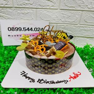 Bánh Sinh Nhật Sữa Tươi Trang Trí Bánh Và Chai Rượu Mô Hình - MK