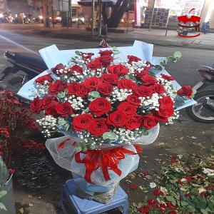 Bó Hoa Hồng Đỏ Đẹp Gói Giấy Trắng Sang Trọng Mã 03 - AK3