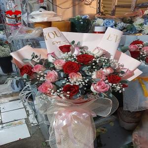 Bó Hoa Hồng Tặng Người Yêu Mã 05 - AK5